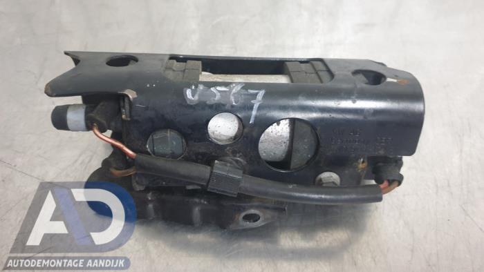 Gebruikte Tank element Pomp Volkswagen Touran (1T3) 2.0 TDI 16V Prijs € 39,99 Margeregeling aangeboden door Autodemontage Aandijk
