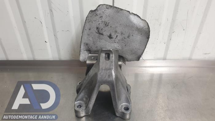 Gebruikte Motorrubber Audi Q5 (8RB) 3.0 TDI V6 24V Clean Diesel Quattro Prijs € 29,99 Margeregeling aangeboden door Autodemontage Aandijk