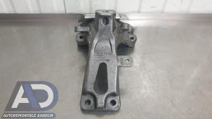 Gebruikte Motorrubber Audi Q5 (8RB) 3.0 TDI V6 24V Clean Diesel Quattro Prijs € 24,99 Margeregeling aangeboden door Autodemontage Aandijk