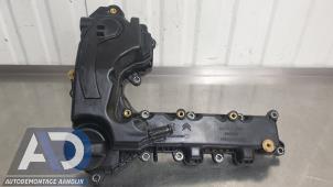 Gebruikte Kleppendeksel Citroen C3 (SX/SW) 1.2 12V e-THP PureTech 110 Prijs € 74,99 Margeregeling aangeboden door Autodemontage Aandijk