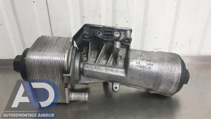 Gebruikte Oliefilterhuis Audi A6 (C6) 2.0 TDI 16V Prijs € 39,99 Margeregeling aangeboden door Autodemontage Aandijk