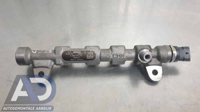 Gebruikte Common rail (Injectie) Opel Insignia 2.0 CDTI 16V 140 ecoFLEX Prijs € 49,99 Margeregeling aangeboden door Autodemontage Aandijk