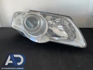 Gebruikte Rechter Koplamp Volkswagen Passat (3C2) 1.9 TDI Prijs € 90,00 Margeregeling aangeboden door Autodemontage Aandijk