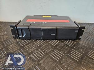 Gebruikte CD Wisselaar BMW 1 serie (E87/87N) 118i 16V Prijs € 99,99 Margeregeling aangeboden door Autodemontage Aandijk