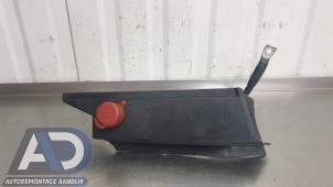 Gebruikte Accu afdekkap BMW 2 serie Active Tourer (F45) 220dA xDrive 2.0 TwinPower Turbo 16V Prijs € 19,99 Margeregeling aangeboden door Autodemontage Aandijk