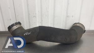 Gebruikte Intercooler Slang BMW 2 serie Active Tourer (F45) 220dA xDrive 2.0 TwinPower Turbo 16V Prijs € 34,99 Margeregeling aangeboden door Autodemontage Aandijk