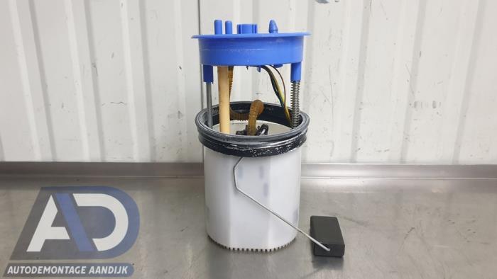 Gebruikte Tank element Pomp Volkswagen Polo V (6R) 1.8 GTI 16V Prijs € 49,99 Margeregeling aangeboden door Autodemontage Aandijk