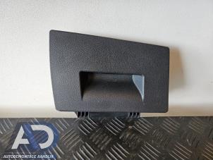 Gebruikte Dashboardkastje BMW 2 serie Active Tourer (F45) 220dA xDrive 2.0 TwinPower Turbo 16V Prijs € 39,99 Margeregeling aangeboden door Autodemontage Aandijk