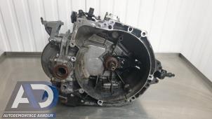 Gebruikte Versnellingsbak Opel Vivaro 1.5 CDTI 102 Prijs € 846,99 Inclusief btw aangeboden door Autodemontage Aandijk