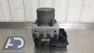 Gebruikte ABS Pomp Kia Cee'd Sporty Wagon (EDF) 1.6 CRDi 115 16V Prijs € 99,99 Margeregeling aangeboden door Autodemontage Aandijk