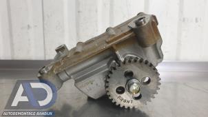 Gebruikte Oliepomp Mitsubishi Outlander (GF/GG) 2.0 16V 4x2 Prijs € 199,99 Margeregeling aangeboden door Autodemontage Aandijk