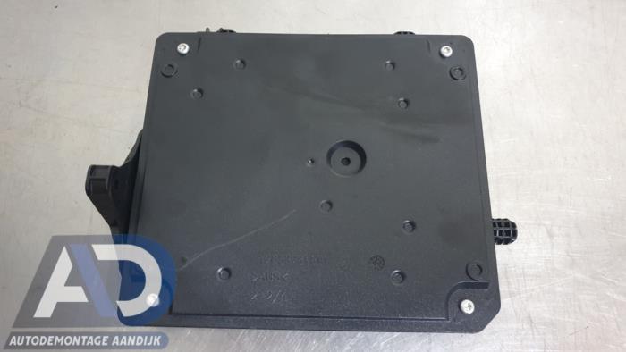 Computer Body Control van een Renault Scénic III (JZ) 2.0 dCi 16V Autom. 2011