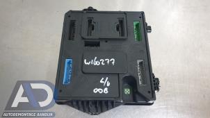 Gebruikte Computer Body Control Renault Scénic III (JZ) 2.0 dCi 16V Autom. Prijs € 74,99 Margeregeling aangeboden door Autodemontage Aandijk