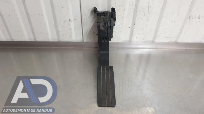 Gebruikte Gaspedaalpositie Sensor Renault Clio IV (5R) 0.9 Energy TCE 90 12V Prijs € 19,99 Margeregeling aangeboden door Autodemontage Aandijk