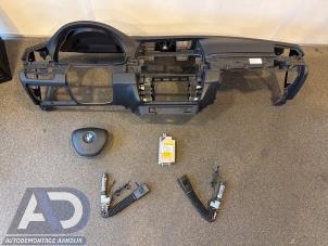 Gebruikte Module + Airbag Set BMW 5 serie Touring (F11) 535d 24V Prijs € 1.249,99 Margeregeling aangeboden door Autodemontage Aandijk