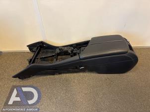 Gebruikte Armsteun BMW 5 serie Touring (F11) 535d 24V Prijs € 99,99 Margeregeling aangeboden door Autodemontage Aandijk