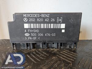 Gebruikte Comfort Module Mercedes C (W202) 1.8 C-180 16V Prijs € 34,99 Margeregeling aangeboden door Autodemontage Aandijk
