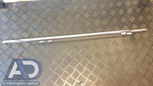 Gebruikte Sierstrip Audi Q5 (8RB) 3.0 TDI V6 24V Clean Diesel Quattro Prijs € 49,99 Margeregeling aangeboden door Autodemontage Aandijk