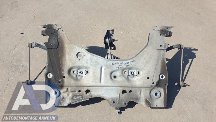 Subframe van een Renault Clio IV (5R) 0.9 Energy TCE 90 12V 2017