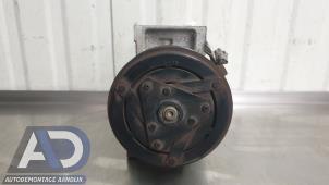 Gebruikte Aircopomp Renault Clio IV (5R) 0.9 Energy TCE 90 12V Prijs € 99,99 Margeregeling aangeboden door Autodemontage Aandijk