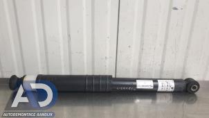 Gebruikte Schokbreker links-achter Renault Clio IV (5R) 0.9 Energy TCE 90 12V Prijs € 19,99 Margeregeling aangeboden door Autodemontage Aandijk