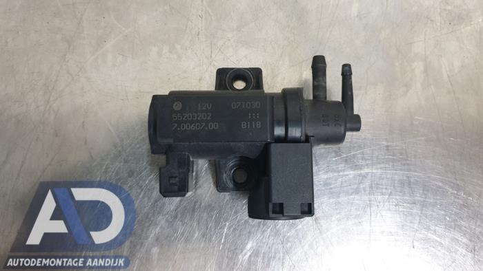 Gebruikte Turbodrukregelaar Fiat Grande Punto (199) 1.3 JTD Multijet 16V VGT Prijs € 29,99 Margeregeling aangeboden door Autodemontage Aandijk