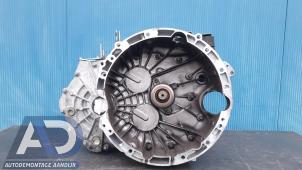 Gebruikte Versnellingsbak Mercedes A (W176) 1.6 A-180 16V Prijs € 599,99 Margeregeling aangeboden door Autodemontage Aandijk