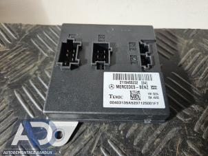 Gebruikte Comfort Module Mercedes E Combi (S211) 3.0 E-280 CDI V6 24V Prijs € 24,99 Margeregeling aangeboden door Autodemontage Aandijk