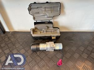 Gebruikte Achterklep motor Mercedes E Combi (S211) 3.0 E-280 CDI V6 24V Prijs € 194,99 Margeregeling aangeboden door Autodemontage Aandijk