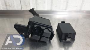 Gebruikte Zekeringkast Opel Mokka/Mokka X 1.4 Turbo 16V 4x2 Prijs € 24,99 Margeregeling aangeboden door Autodemontage Aandijk