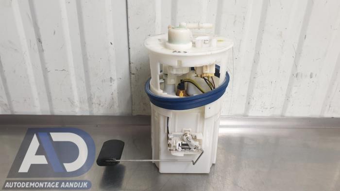 Gebruikte Tank element Pomp Kia Picanto (TA) 1.0 12V Prijs € 24,99 Margeregeling aangeboden door Autodemontage Aandijk