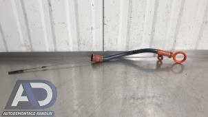 Gebruikte Olie Peilstok Audi TT (8J3) 2.0 TFSI 16V Prijs € 24,99 Margeregeling aangeboden door Autodemontage Aandijk