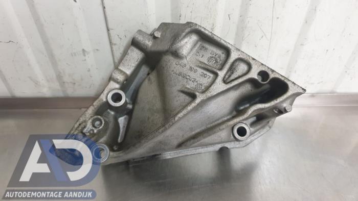 Gebruikte Motorsteun Volkswagen Polo V (6R) 1.4 TDI 12V 90 Prijs € 29,99 Margeregeling aangeboden door Autodemontage Aandijk