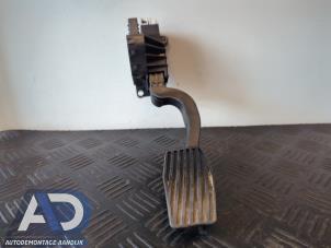Gebruikte Sensor Gaspedaalpositie Opel Corsa E 1.0 SIDI Turbo 12V Prijs € 19,99 Margeregeling aangeboden door Autodemontage Aandijk