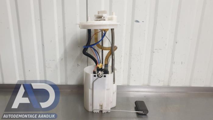 Gebruikte Tank element Pomp Fiat Doblo Cargo (263) 1.6 D Multijet Dualogic Prijs € 29,99 Margeregeling aangeboden door Autodemontage Aandijk