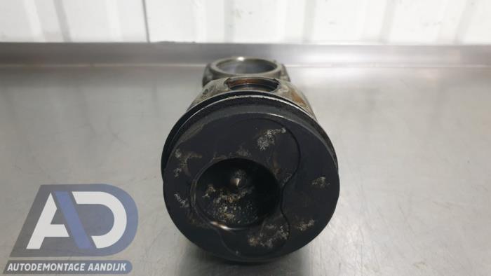 Gebruikte Zuiger Volkswagen Transporter/Caravelle T5 2.5 TDi PF Prijs € 49,99 Margeregeling aangeboden door Autodemontage Aandijk