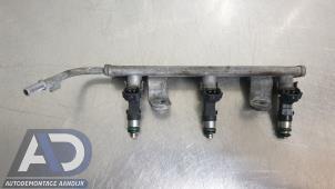 Gebruikte Injector brug Mitsubishi Space Star (A0) 1.0 12V Prijs € 39,99 Margeregeling aangeboden door Autodemontage Aandijk