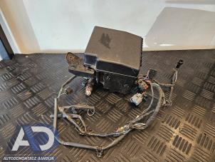 Gebruikte Zekeringkast Mitsubishi Space Star (A0) 1.0 12V Prijs € 74,99 Margeregeling aangeboden door Autodemontage Aandijk