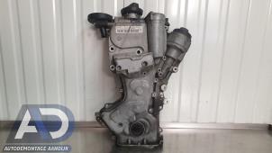 Gebruikte Distributiedeksel Volkswagen Touran (1T1/T2) 1.6 FSI 16V Prijs € 74,99 Margeregeling aangeboden door Autodemontage Aandijk