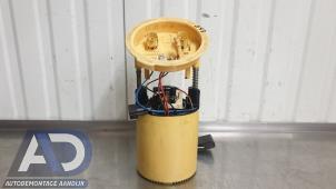 Gebruikte Tank element Pomp BMW 3 serie Touring (E91) 330Xd 24V Prijs € 34,99 Margeregeling aangeboden door Autodemontage Aandijk