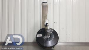 Gebruikte Rembooster Opel Karl 1.0 12V Prijs € 74,99 Margeregeling aangeboden door Autodemontage Aandijk