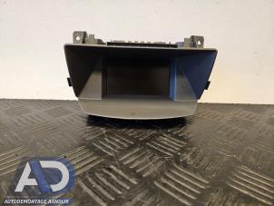 Gebruikte Display Interieur Opel Zafira (M75) 1.8 16V Ecotec Prijs € 29,99 Margeregeling aangeboden door Autodemontage Aandijk