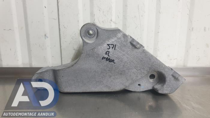 Gebruikte Motorsteun Opel Karl 1.0 12V Prijs € 24,99 Margeregeling aangeboden door Autodemontage Aandijk