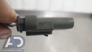 Lambda Sonde van een Opel Karl 1.0 12V 2016