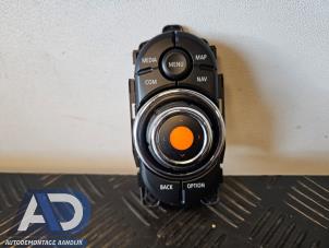Gebruikte I-Drive knop Mini Mini (F56) 1.5 12V Cooper Prijs € 149,99 Margeregeling aangeboden door Autodemontage Aandijk