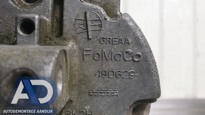 Aircopomp van een Ford Transit Custom 2.2 TDCi 16V 2015