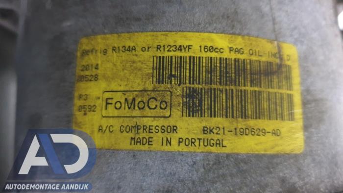 Aircopomp van een Ford Transit Custom 2.2 TDCi 16V 2015