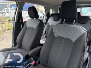 Gebruikte Bekleding Set (compleet) Ford EcoSport (JK8) 1.0 EcoBoost 12V 125 Prijs € 399,99 Margeregeling aangeboden door Autodemontage Aandijk