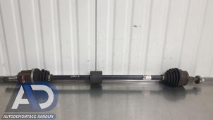 Gebruikte Steekas rechts-voor Opel Adam 1.2 16V Prijs € 34,99 Margeregeling aangeboden door Autodemontage Aandijk