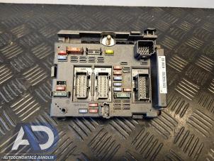 Gebruikte Zekeringkast Peugeot 307 SW (3H) 1.6 HDiF 110 16V Prijs € 74,99 Margeregeling aangeboden door Autodemontage Aandijk